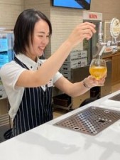 キリンビール工場の"キャスト"の一員として、飲料の提供や電話受付、接客などをお任せします★