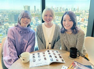 軽食やドリンク等が0円のCAFE制度！髪色・ネイルなど自由♪入社後アンケートは満足度★★★の実績
※東京都内のオフィス画像です