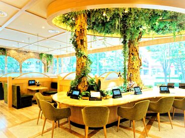 内装もオシャレ！
お客様からも従業員からも大人気のオシャレ空間で働けます！
