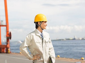 ＼日本の物流を支える港でのお仕事！／
未経験でも日給1万円～★
さらに…お弁当支給で食費も節約♪
※画像はイメージ