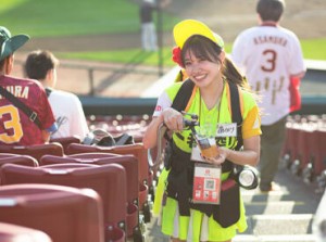 男女問わず、学生さん、フリーターさん、主婦さんなど、
10～30代の幅広い年代のスタッフが活躍中！