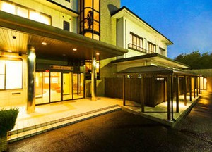 ≪琵琶湖の畔、苗鹿２丁目にある温泉旅館≫
車やバイクでの通勤もOK！
週2日～OK＆シフト柔軟対応★