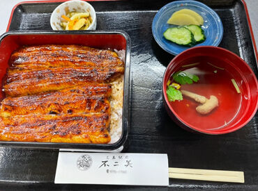 まずはお茶出しなど、カンタンなお仕事から◎
メニューの種類は少しずつ覚えれば大丈夫！