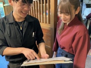 20代若手スタッフ活躍中！
美味しいまかないが無料で食べられます♪
好きなものをリクエストOK！
働く楽しみの1つでもあります！