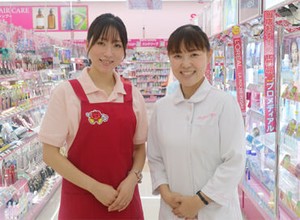 ドラモリスタッフになろう♪
家の近くで働きたい！短時間で入れるシフトがいい！人間関係で悩みたくない！等
始める理由は自由