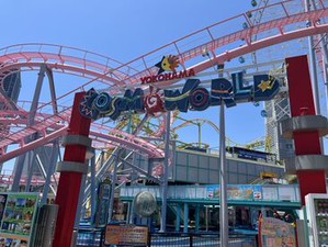 ＼ 高校生・未経験カンゲイ!! ／
初めてのアルバイト…
コスモワールドで始めてみませんか♪