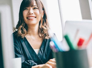 *女性スタッフが活躍中の職場
まったくの未経験から始めた方ばかり*

特別なスキルがなくても大丈夫
一から始められるお仕事です