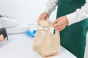 一緒に楽しく働きましょう♪
何か分からない事があったらしっかりサポートするので何でも聞いてくださいね◎