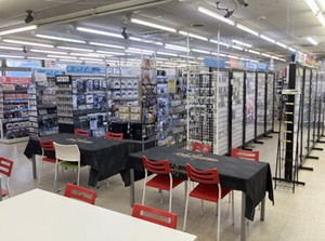授業の空きコマを利用したり、
学校帰りにそのまま出勤するなど…
学生さん、フリーターさんなどのスキマ時間でバイトしやすい◎