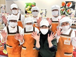 ＼残業ほぼナシで安心★／
定時に帰宅することができるので、
お仕事終わりに買い物もできちゃいます♪