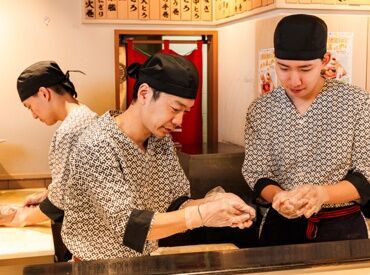 ★110円のまかないあり★
＜寿司＞がおトクに食べられます！
寿司大好きな方、大歓迎！みんなに大好評ですよ♪
