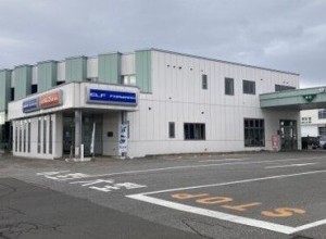 <未経験・異業種からのチャレンジ歓迎>入社後に大型免許の資格取得支援も！
働きながら一生ものの資格を手にするチャンス