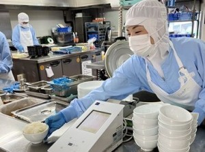 難しいことはありません！
簡単な盛り付けや、食材の下処理など基本的なお仕事をお願いします★