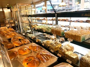 ▼即日勤務OK☆
新しくはじめるお仕事は、『ボストンベイク』で決まり★
ブランクがある方もウェルカム～♪