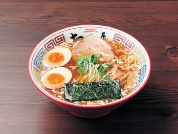 ＼まかない無料！／
大人気の絶品ラーメンが食べられます◎
仕事終わりに癒される至福の一杯…♪