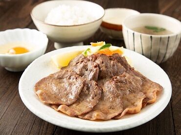 ★絶品まかないあり★
お仕事終わりに、スタッフも朝食を取れる♪
お店のメニューを食べられます！