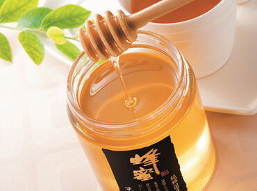 ≪創業70年以上≫
蜜蜂の飼育から販売までを一貫して行っています◎
手づくりにこだわった商品をお客様にお届けしませんか♪