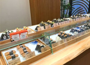 島根県産の仁多米を使用した
絶品おにぎりなど◎
色とりどりの商品が並ぶ店内は、
気持ちも明るくお仕事に取り組めますよ！