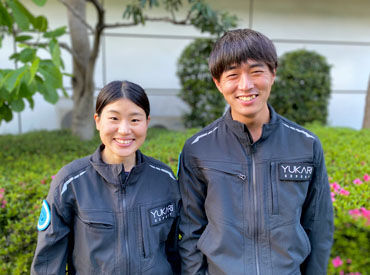 "ザ"警備ではないない
スポーツメーカーのジャージ素材の制服！
長袖・半袖も選べます！