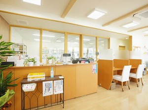 バイト・パートデビューにピッタリ！
お仕事は一つずつ丁寧に教えます。
あなたのペースで覚えればOK！