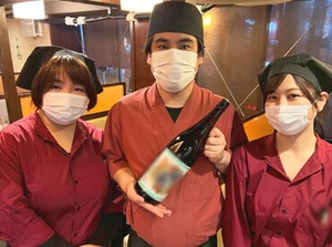 ＜なんば店＞
＼留学生の方も大歓迎★／
海外の方も多く訪れているお店！
2階席はタブレット完備で注文対応の負担が少なめです♪