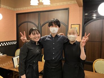 懐かしい雰囲気漂う、レトロ感が魅力のお店*＊
ディナータイムのみの勤務もOK◎
スキマ時間にゆったりお仕事しませんか♪