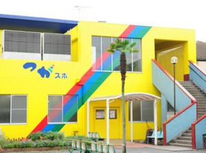 ＼学生さん＆中高年の方まで活躍中／

保育士を目指している学生さんなど
指導経験を得られる環境です！