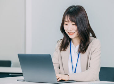 ≪女性STAFF活躍中！≫
請負先企業の事務スタッフさんのサポートをお願いします◎
土日祝休みで安定して働けます♪