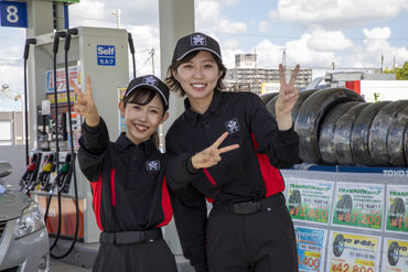 幅広い年代が活躍中。安心の大手で働こう！スタッフ割引などの福利厚生も充実！