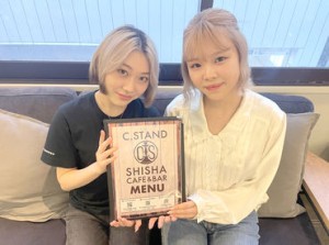 流行りのシーシャ(水タバコ)
cafe＆barで働ける♪
フレーバーやドリンクの種類は
働きながら覚えていけばOK◎
★未経験OK★