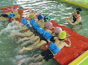 未経験からSTART大歓迎♪
細かいシフトで、プライベートを優先して働けます！
子ども達の成長を目の前で感じられるやりがいも◎