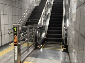 ＼未経験でも安心スタート！／
まずは先輩がしっかり丁寧にお教えします！
初めての方も安心です♪