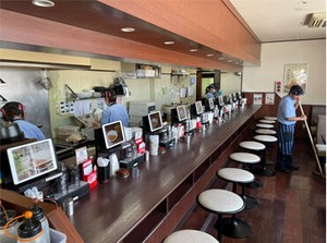 【株式会社ウィーアップコーポレーション】
「すべての人々にシアワセを提供し続ける」という理念のもと
成長を続ける企業です！