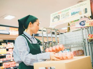 「スーパーで働いたことない…」
そんな方でも大丈夫◎
レジやカンタンな品出しがメインです♪