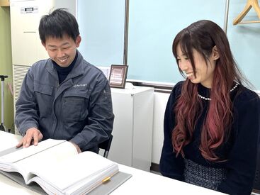 ＜男性活躍中＞
現場仕事で外に出ることが多め◎
ずっとオフィスでパソコン作業…が苦手な方にオススメ♪
適度に体を動かせる！