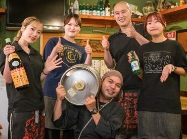 ★★今日も元気に営業中★★
もちろん飲食業、未経験も大歓迎！
学生さん・フリーターさん大歓�迎◎
まずは気軽にご応募ください