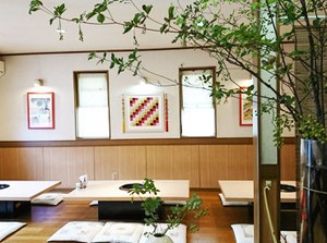 まかないも絶品なので
お仕事終わりにぜひご堪能ください(*^^*)v