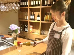 ～博多でべそ 品川フロント店～
3月27日に品川フロントビル内にNEW OPEN！
イチから人間関係を作れるのがオープニングの醍醐味◎
