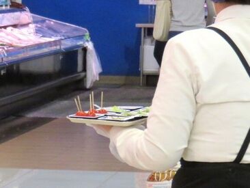 未経験歓迎◎
お客様に商品を提供して試食を行って頂く業務になります。