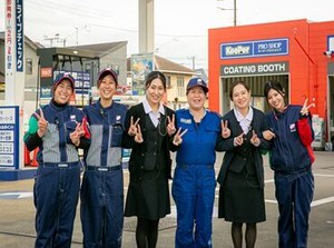普通自動車運転免許だけあればOK！
事務デビューにぴったりの"安定性"
お客様の受付や入力などデスクワークメイン★