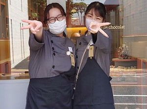 美味しいスイーツが
社割でお得に購入できちゃいます◎
新商品を試食する機会も多数♪