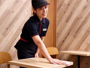 食事手当あり★
大好きなケンタッキーがお得に食べられる♪
高校生もOK◎
シフト相談もお気軽に！
