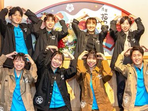 ＼"浅草といえばココ！"／
そんな有名な遊園地です！
一緒に働く仲間がたくさんいて、
自然と仲良くなれちゃう♪