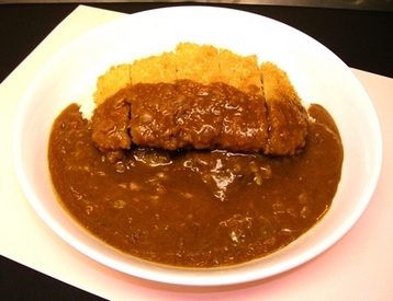 お手ごろな値段でファンが多い♪
STAFFは無料で絶品カレーやサラダ・チーズも食��べられる★
日曜日勤務(毎週出なくて可)優遇!!