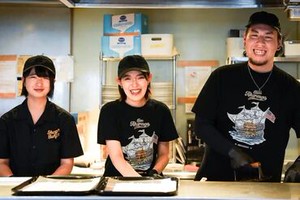 お店だけではなく、ビールフェスetc.イベントに参加することも★
みんなでわいわい楽しく働ける日々が大切な思い出に＊゜