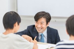 「子どもが好き」「教員を目指している」など、皆さん大歓迎！
＜30～40代を中心に活躍中＞
※画像はイメージ