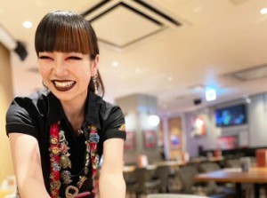 ＼海外のお客様も多数／
飲食未経験も大歓迎！英語が話せなくてもOK◎
「お客様の喜びが自分の喜び」そんな方にピッタリです♪