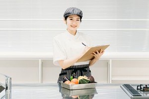 ＼スキルの幅を広げたい経験者にも◎／
牛テールの下処理の方法など
本格的な調理スキルが身につきます！
※画像はイメージです