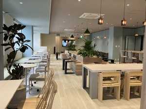 7月からスタートの新しいお仕事◎
センター内に売店もあって
軽食やお菓子・アイス・ドリンクも
購入できちゃう◎