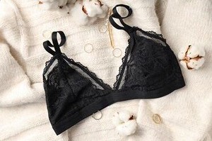 ﾟ*｡☆ NEWスタッフ募集 ☆。*ﾟ
可愛いランジェリー販売STAFF
CMやSNSでも人気のブランドで勤務★
未経験でも安心の職場♪